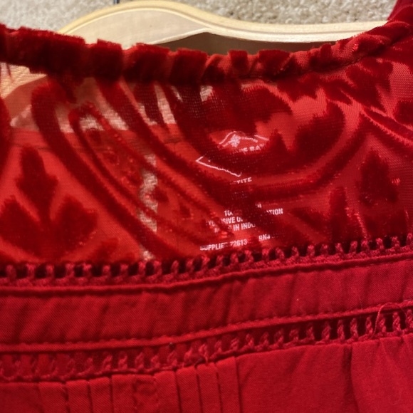 St. John’s Bay Red Retro Blouse - Picture 4 of 10